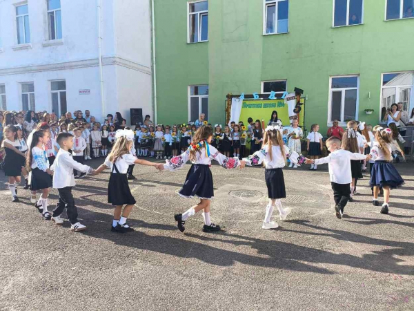 Ізмаїл відсвяткував День знань: 1 вересня за парти сіли понад 500 першокласників