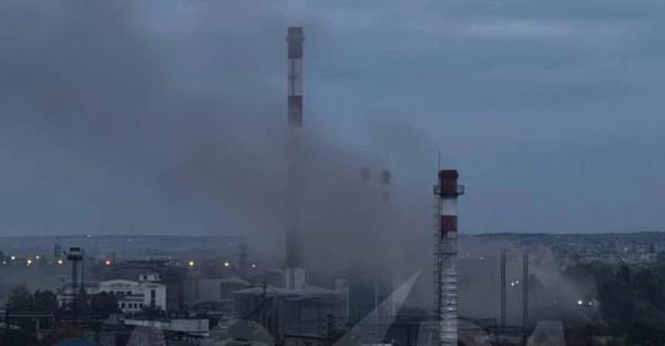 У Бєлгороді після удару по ТЕС зникло світло У Бєлгороді після удару по ТЕС зникло світло