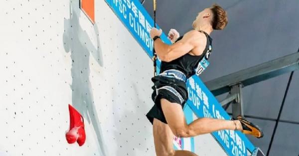 Украинский спортсмен установил рекорд Европы по скалолазанию на скорость Украинский спортсмен установил рекорд Европы по скалолазанию на скорость