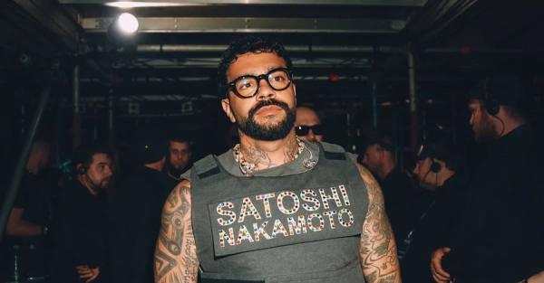 СБУ оголосила Тіматі в розшук через виступи в Криму 