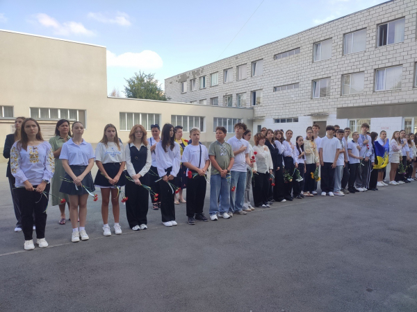 В Ізмаїлі відкрили меморіальну дошку захиснику Олексію Мельнику