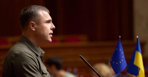 В Україні офіційно запрацювали контракти 60+, - співавтор закону Костенко 