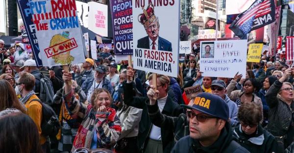 У містах США розпочинаються масові протести проти Трампа У містах США розпочинаються масові протести проти Трампа