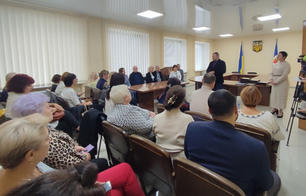 В Ізмаїлі урочисто нагородили найкращих представників освітньої галузі міста