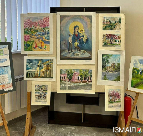 В Центрі культури імені Петра Чакіра до Дня міста відбулося відкриття виставки В Центрі культури імені Петра Чакіра до Дня міста відбулося відкриття виставки