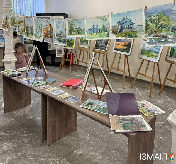 В Центрі культури імені Петра Чакіра до Дня міста відбулося відкриття виставки В Центрі культури імені Петра Чакіра до Дня міста відбулося відкриття виставки