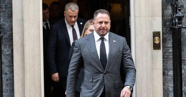 Железняк, Гончаренко та Безугла кажуть, що Зеленський відмовився звільняти Єрмака 