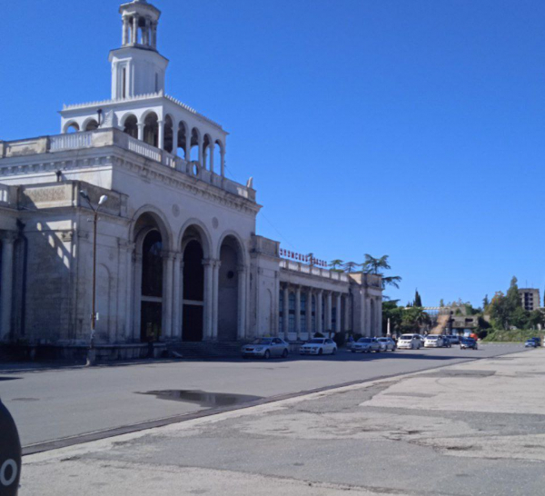 Розруха від Криму до Абхазії: на що перетворив процвітаючі регіони російський світ Розруха від Криму до Абхазії: на що перетворив процвітаючі регіони російський світ