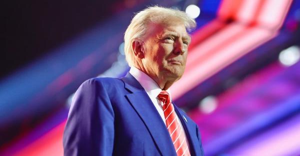 Трамп заявив про "неминучу втрату Донбасу" і дав Україні термін до четверга Трамп заявив про "неминучу втрату Донбасу" і дав Україні термін до четверга