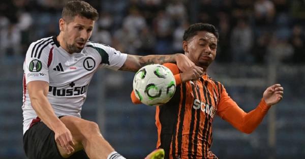 Шахтер полурезервным составом уступил Легии в Лиге конференций  