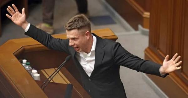 Військові звинуватили нардепа Гончаренка із фракції Порошенка в поширенні російських наративів 