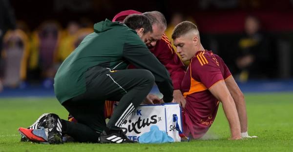 Довбик изза травмы не сыграет за сборную в решающих матчах отбора на ЧМ  