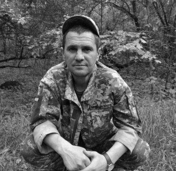 Ізмаїл прощається із героєм-захисником Віктором Дерменжи