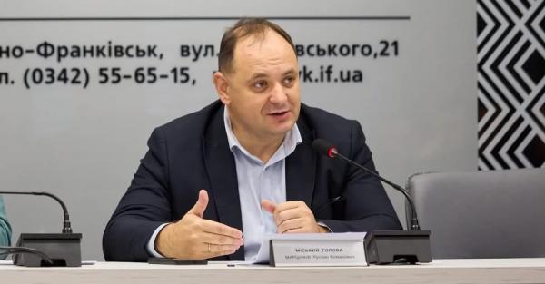 Марцінківа зупинили патрульні під час комендантської години Марцінківа зупинили патрульні під час комендантської години