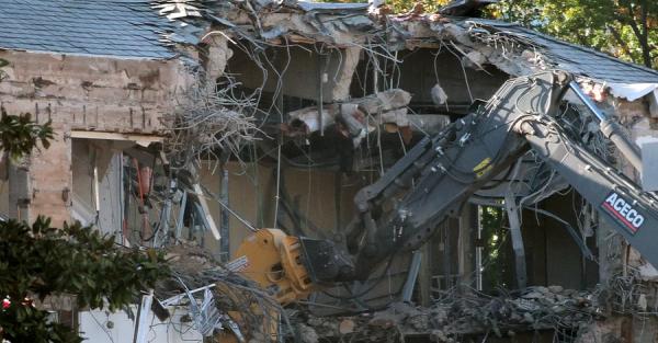 Трамп заявив, що нове крило в Білому домі побудують приблизно за півтора року 