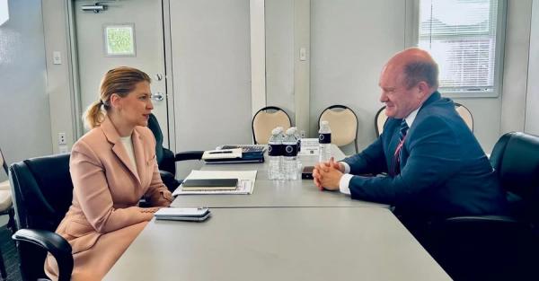 До Сенату США внесли закон про нафтове ембарго для спонсорів Кремля До Сенату США внесли закон про нафтове ембарго для спонсорів Кремля