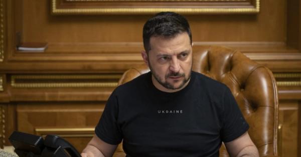 Зеленський ввів санкції проти трьох спортсменів та Паралімпійського комітету РФ  