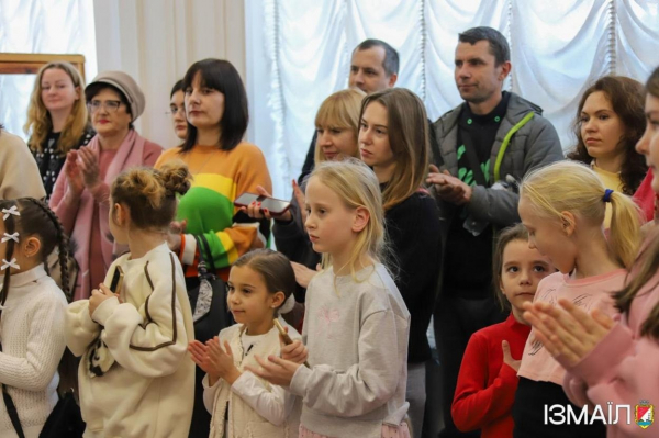 В Ізмаїлі відкрили виставку дитячої творчості &laquo;Різдвяна феєрія&raquo;