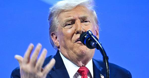 Трамп у Давосі розповів про "аномальну ненависть" між Зеленським і Путіним Трамп у Давосі розповів про "аномальну ненависть" між Зеленським і Путіним