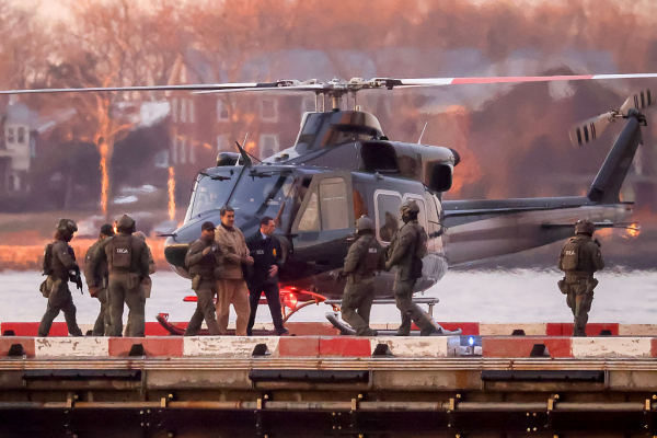 Називав його старшим братом: як Путін кинув Мадуро під схвальну мовчанку Китаю 