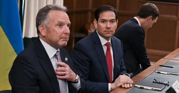 Зустріч американців з Путіним тривала 4 години &ndash; у Кремлі заявили про відверту розмову 