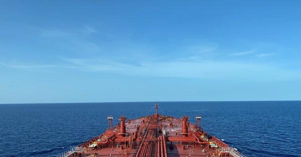 Найбільший нафтопереробник Індії офіційно заявив про відмову від російської нафти 