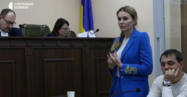 Скороход дозволили зняти браслет, тому що вона не може вдягнути зимові чоботи 