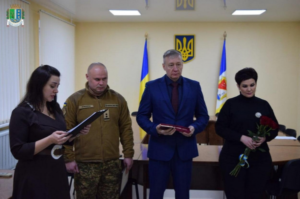 В Ізмаїлі родині полеглого героя-захисника вручили орден &laquo;За мужність&raquo;
