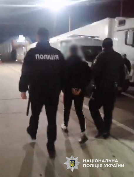 Мешканця Болградського району судитимуть за замах на вбивство і допомогу ухилянтам Мешканця Болградського району судитимуть за замах на вбивство і допомогу ухилянтам