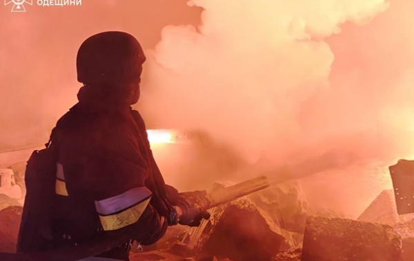 Одессу массированно атакуют "шахеды": слышны взрывы