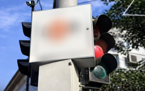 В Одессе встрыли переплату 21 млн за питание для светофоров В Одессе встрыли переплату 21 млн за питание для светофоров