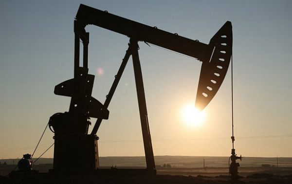 Страны ОПЕК+ задумали увеличить добычу нефти - СМИ