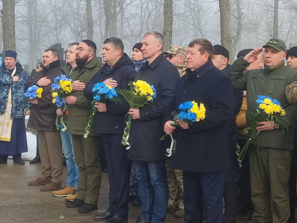 У четверту річницю повномасштабного вторгнення рф в Україну Ізмаїл вшанував пам'ять полеглих воїнів У четверту річницю повномасштабного вторгнення рф в Україну Ізмаїл вшанував пам'ять полеглих воїнів
