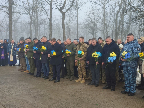 У четверту річницю повномасштабного вторгнення рф в Україну Ізмаїл вшанував пам'ять полеглих воїнів У четверту річницю повномасштабного вторгнення рф в Україну Ізмаїл вшанував пам'ять полеглих воїнів