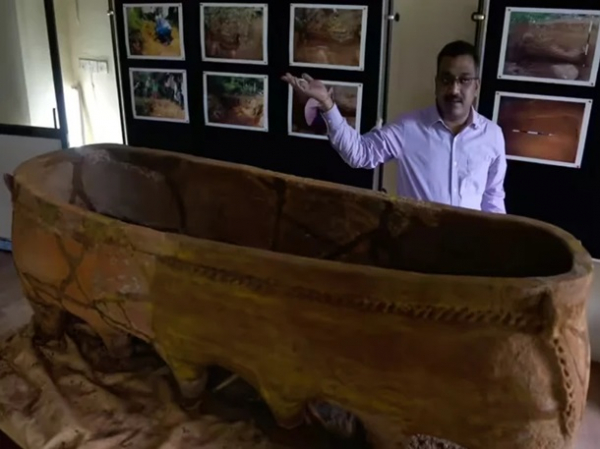 В Южной Индии нашли уникальный 2300-летний терракотовый саркофаг
