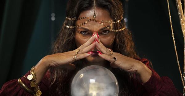 Політики та магія: відьом і чаклунів просять про владу, успіх і прибрати конкурентів 