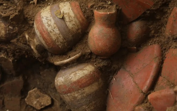 В Панаме обнаружена гробница с золотом возрастом более тысячи лет В Панаме обнаружена гробница с золотом возрастом более тысячи лет