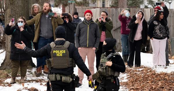 Трамп проти наших біженців: як нова іммігрантська політика в США перетворює українців на нелегалів 