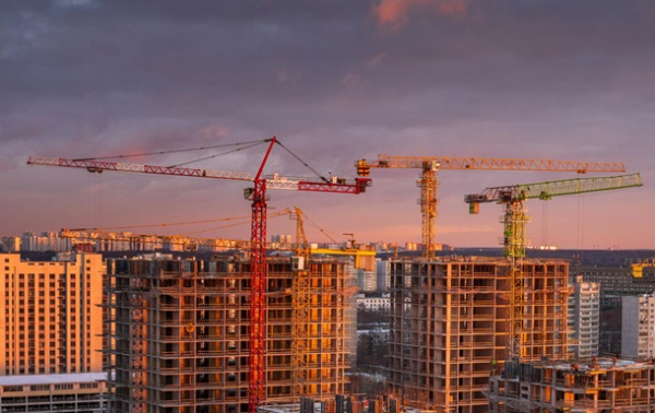 Гражданская экономика России ускорила спад - аналитики Гражданская экономика России ускорила спад - аналитики