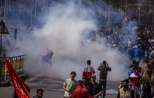 Як живуть в Ірані сьогодні: м'ясо по 17 доларів, обвал валюти та життя під жорсткими заборонами Як живуть в Ірані сьогодні: м'ясо по 17 доларів, обвал валюти та життя під жорсткими заборонами