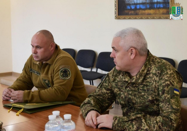 В Ізмаїлі очільники міста та району зустрілися з керівництвом Південного управління НГУ В Ізмаїлі очільники міста та району зустрілися з керівництвом Південного управління НГУ