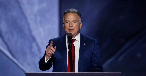 Спецпосланник Трампа заявив, що мирні переговори тривають, й анонсував суттєвий прогрес  