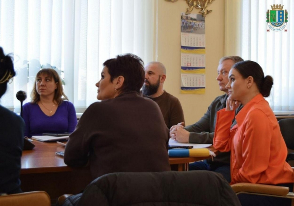 Питання аварійної дамби на Дунаї та стан озер потребують нагального вирішення Питання аварійної дамби на Дунаї та стан озер потребують нагального вирішення