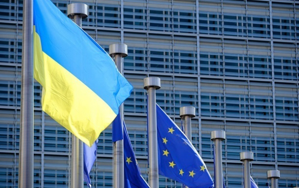 ЕС объявил об инвестировании &euro;1,5 млрд в Украину