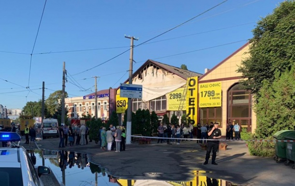 Пожар в Одессе. Что известно об отеле и владельцеСюжет