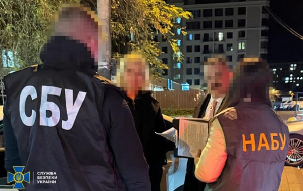 В Одессе судью и адвоката задержали за взятки