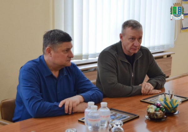 В Ізмаїлі очільники міста та району зустрілися з керівництвом Південного управління НГУ В Ізмаїлі очільники міста та району зустрілися з керівництвом Південного управління НГУ