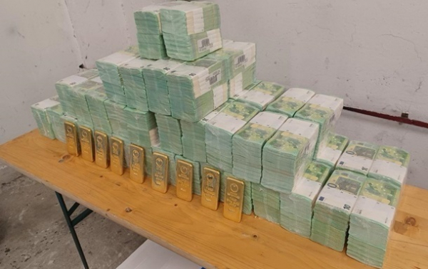 В НБУ обьяснили, повлияют ли действия Венгрии на курс валюты