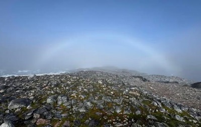 Украинские полярники зафиксировали белую радугу Украинские полярники зафиксировали белую радугу