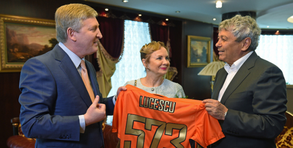 Эстет, однолюб и охотник за трофеями: кем за пределами стадиона был Мирча Луческу  